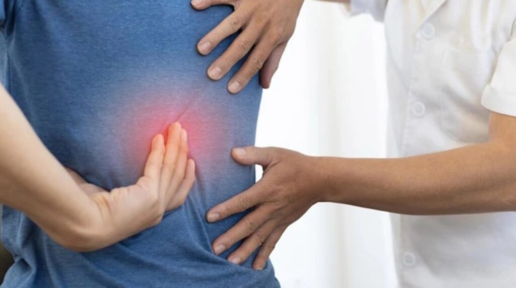 If your back pain lasts more than 7 days, be careful!